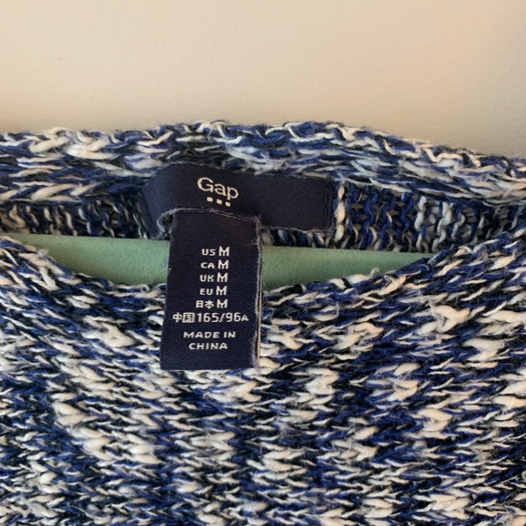 Gap Light Sweater - Picture 2 of 3